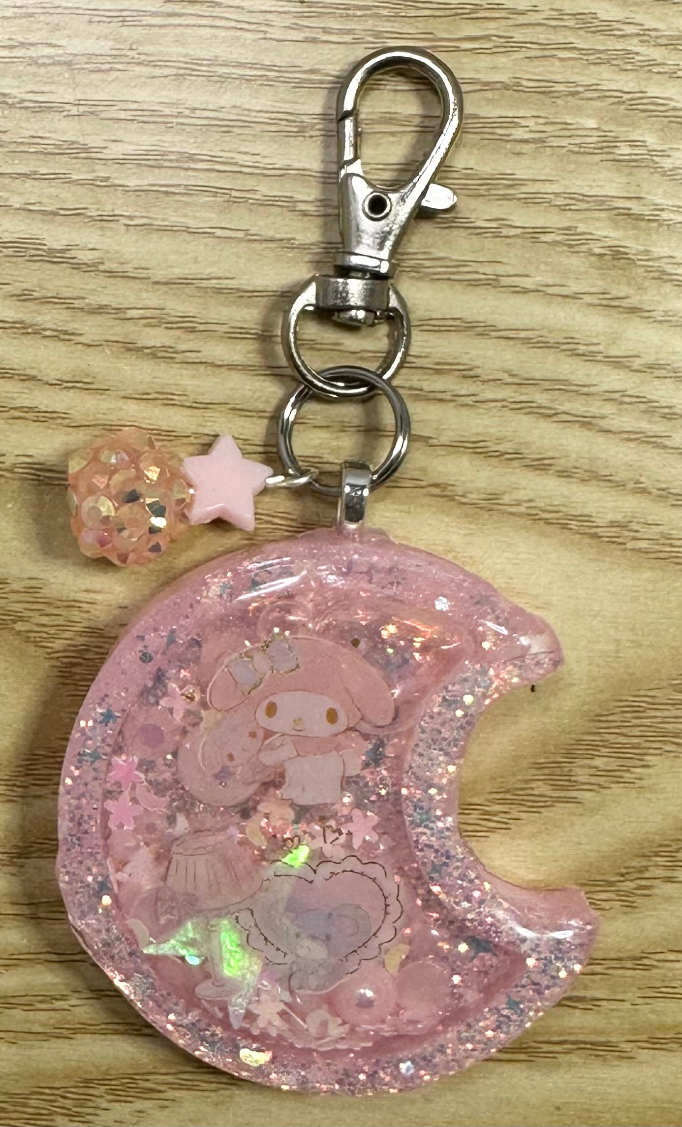Moon Liquid Shaker Keychain - heart and lamp