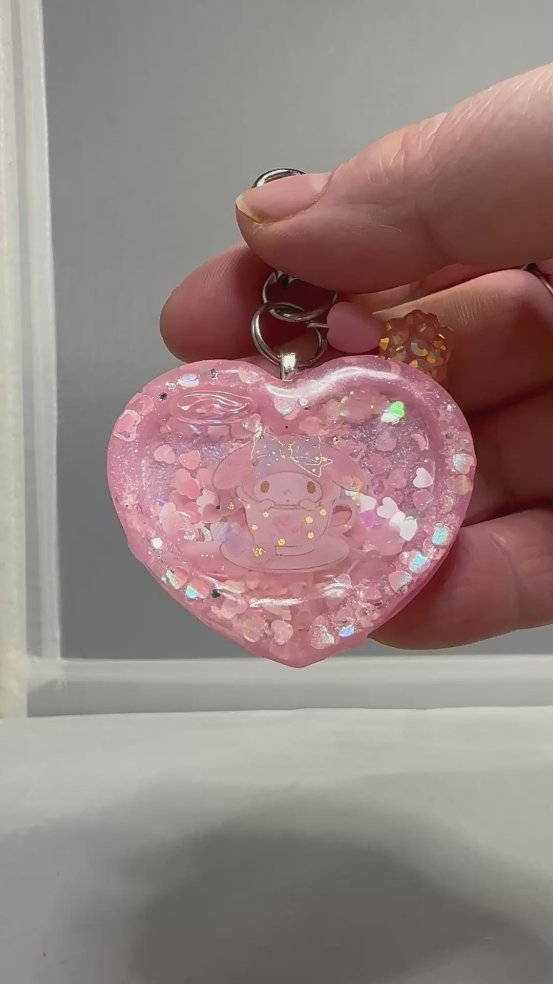 Heart Liquid Shaker Keychain - teacup